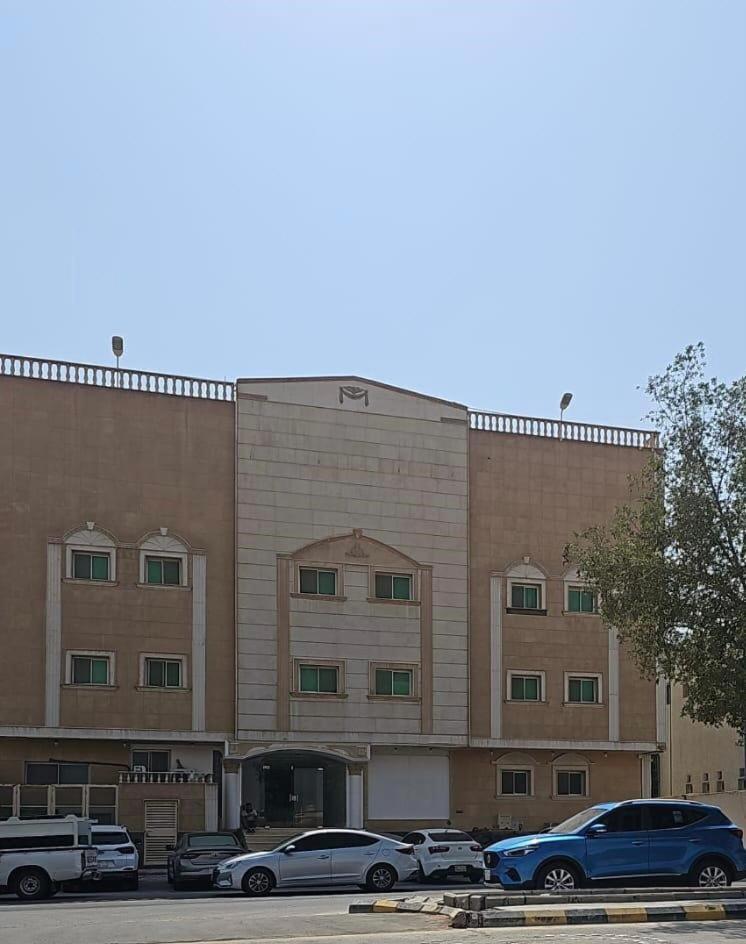 شقه غرفه وصالة بوصول ذاتي 404 * Riyadh